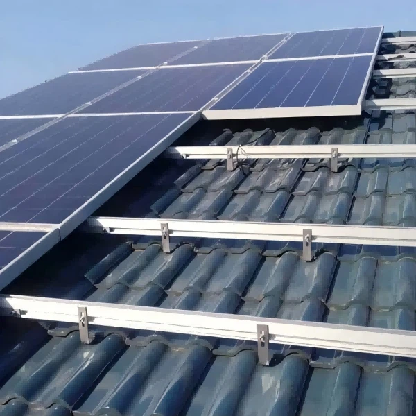 Aluminum Solar Rail Real Scene